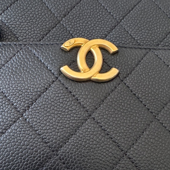 Chanel Black Quilted Crossbody with Gold Chain “AUTHENTIC” - Picture 3 of 11